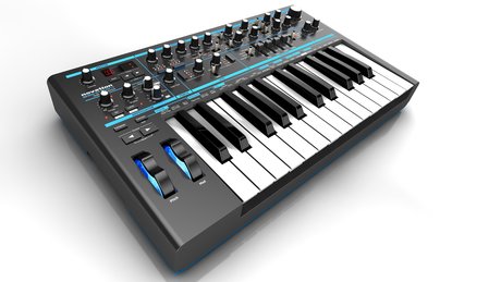 bass-station-ii-460-85[1]